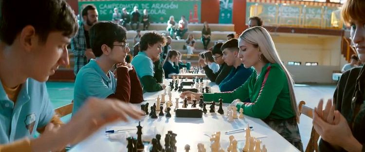 Шах и мат /Menudas piezas/ 2024 (1:19:35 \ 1:39:04) /Испания