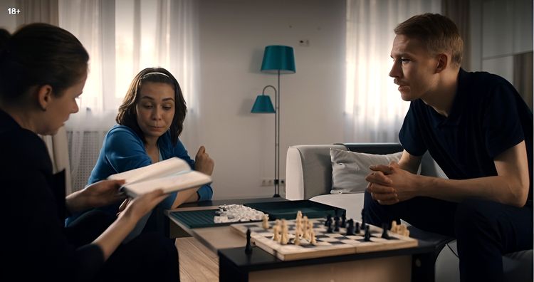 Черные начинают - белые выигрывают, сериал (1х4),  2024 (0:13:40 / 0:46:59)