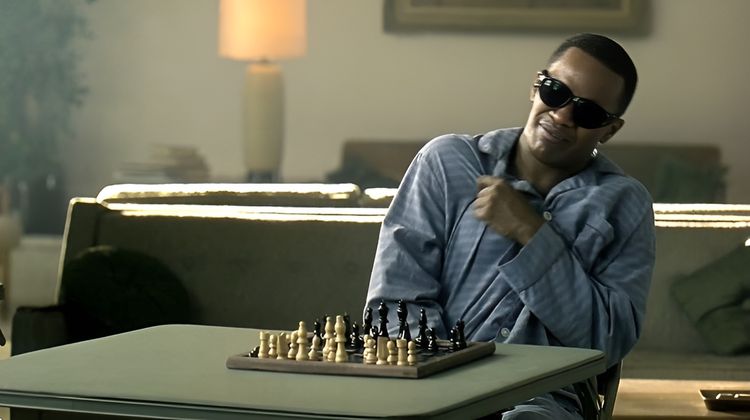 Рэй /Ray/ 2004 (2:19:56 / 2:25:10)