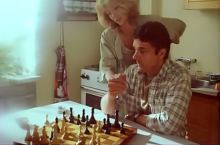 Ретро втроем, 1998 (0:24:04 / 1:32:53)