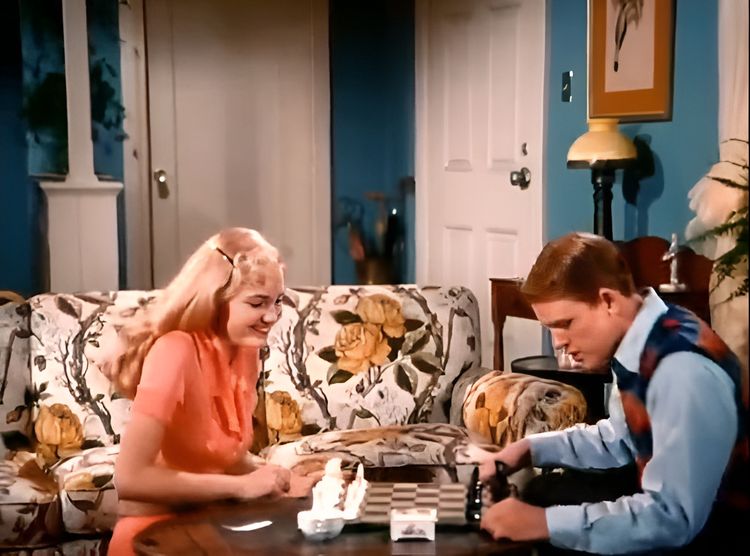 Счастливые дни /Happy Days/ 1 сезон, 1 серия / 1974 (0:16:29 / 0:25:00)