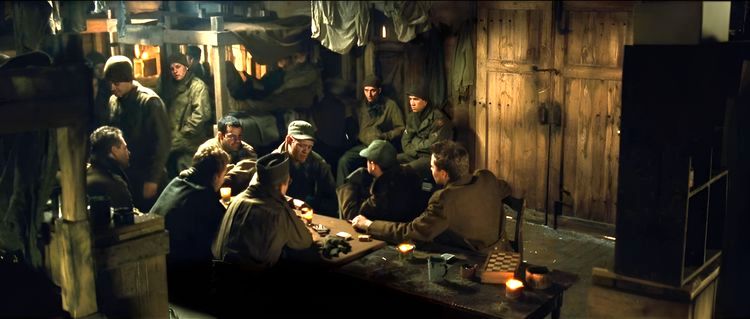 Война Харта /Hart's War/ 2002 (0:33:49 / 2:04:49)