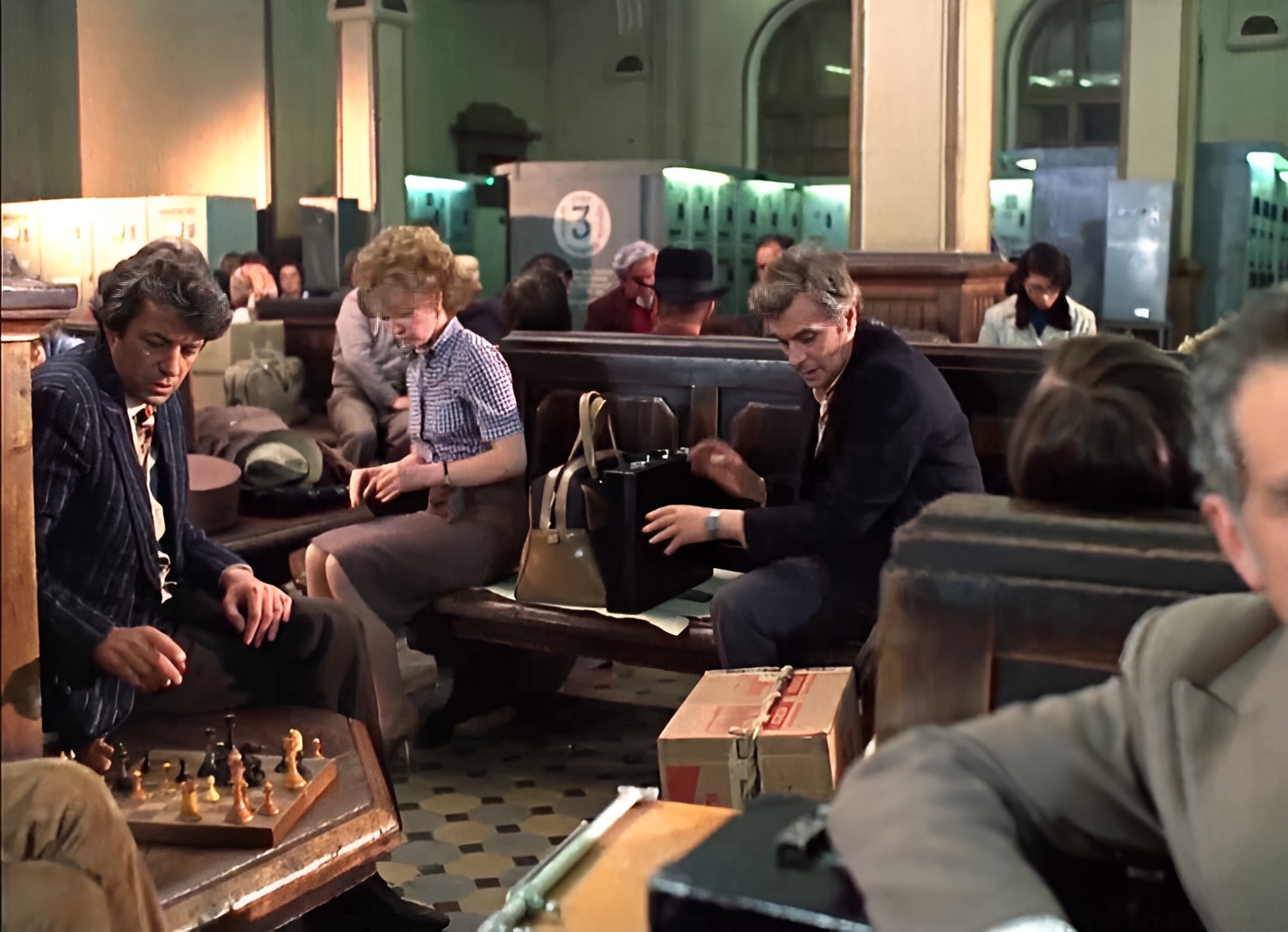 Вокзал для двоих, 1980 (0:44:54 / 2:21:00)