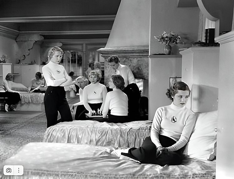 Восемь девушек в лодке /Eight Girls in a Boat/ 1934 (0:38:55 / 1:25:08)