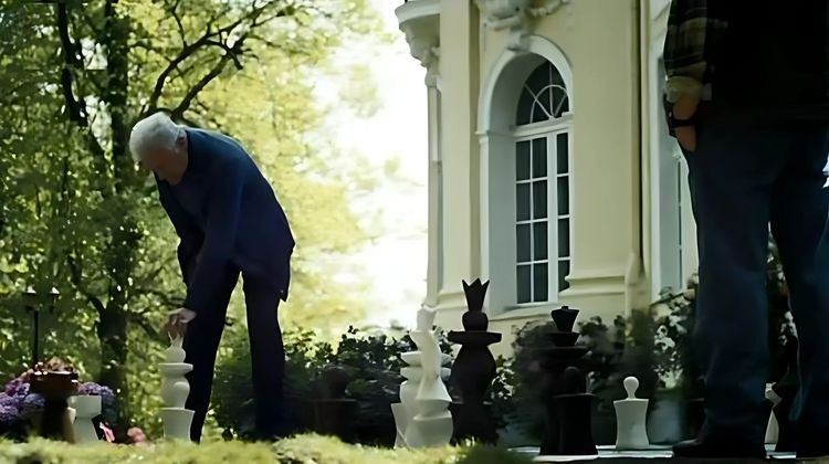 Все на выход! /Alles muss raus - Eine Familie rechnet ab/ минисериал, 2014